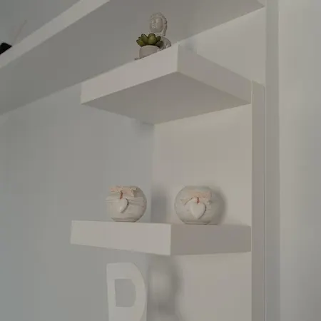 Apartment Hugo Warna